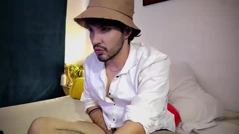 camilo online show from 03/12/25, 02:56