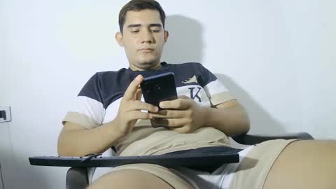 Camilowhite  online show from 10/02/25, 08:16