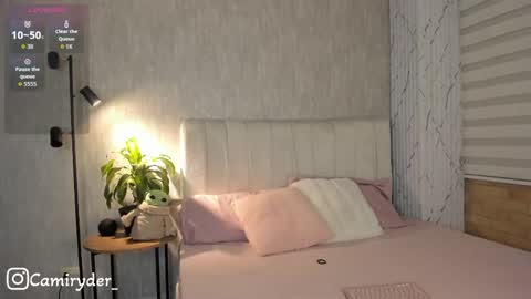 Snapshot of camiryder chatting on 04/22/26, 01:52 Cami Independent model online show from 04/22/26, 01:52