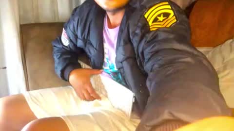 camivaron online show from 02/10/25, 07:04