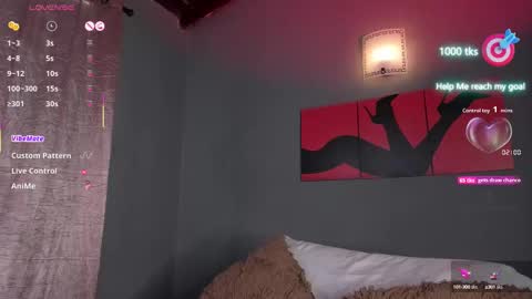 Snapshot of camix2003 chatting on 10/03/25, 05:54 camix2003 online show from 10/03/25, 05:54