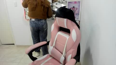 camixxx_m online show from 02/25/26, 01:32