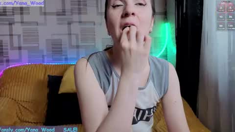 Snapshot of camkitana01 chatting on 06/22/26, 01:19 Kitana online show from 06/22/26, 01:19