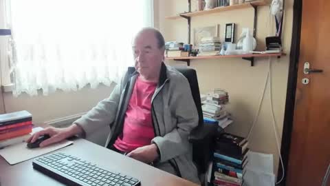 Snapshot of cammee chatting on 01/22/25, 12:06 Cammee online show from 01/22/25, 12:06