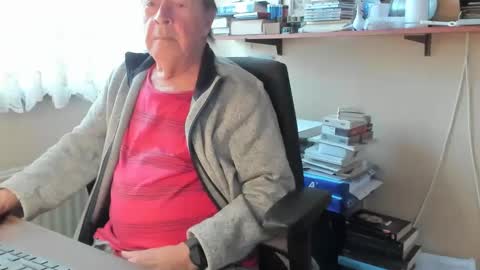 Snapshot of cammee chatting on 02/02/25, 03:28 Cammee online show from 02/02/25, 03:28