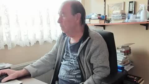 Snapshot of cammee chatting on 02/16/25, 11:59 Cammee online show from 02/16/25, 11:59