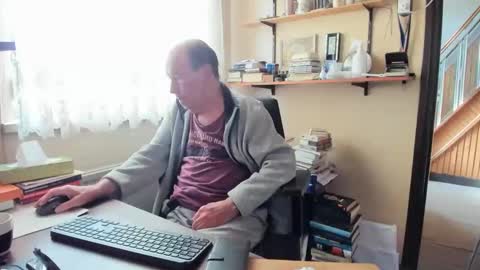 Snapshot of cammee chatting on 03/08/25, 09:17 Cammee online show from 03/08/25, 09:17