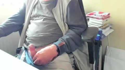 Snapshot of cammee chatting on 10/14/25, 01:23 Cammee online show from 10/14/25, 01:23