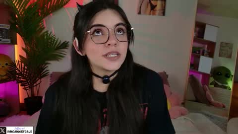   Lets reach 200 thumbs up  online show from 09/08/25, 07:02