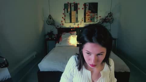 Camilla online show from 10/30/25, 02:29