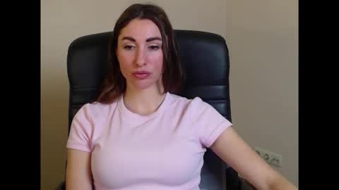 cammila horn online show from 01/18/26, 06:23