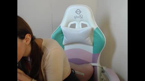 cammila horn online show from 02/25/26, 06:34