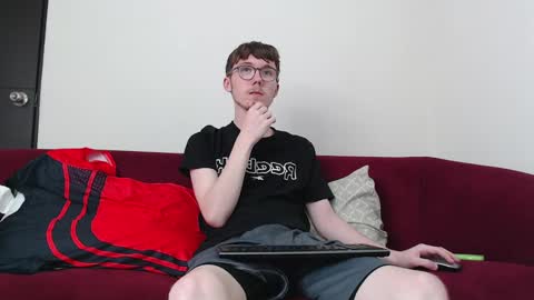       online show from 09/22/25, 04:53