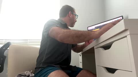 Snapshot of camnale chatting on 09/19/25, 04:40 Cam n Ale online show from 09/19/25, 04:40