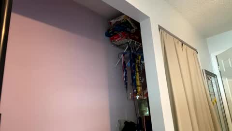 Snapshot of camnale chatting on 10/05/25, 08:40 Cam n Ale online show from 10/05/25, 08:40