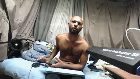 Snapshot of camopiel chatting on 03/19/26, 04:55 camopiel online show from 03/19/26, 04:55