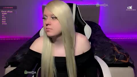 Snapshot of camsmiley chatting on 02/03/26, 02:53 Miley online show from 02/03/26, 02:53