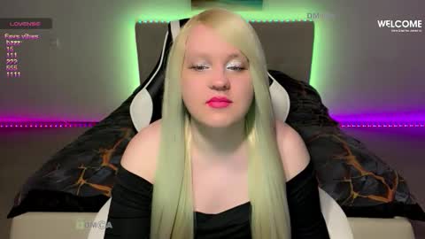 Snapshot of camsmiley chatting on 02/15/26, 07:51 Miley online show from 02/15/26, 07:51