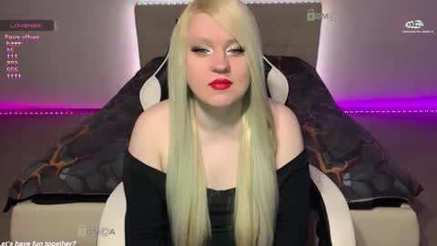 Snapshot of camsmiley chatting on 03/14/26, 07:14 Miley online show from 03/14/26, 07:14