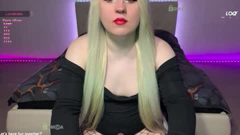 Snapshot of camsmiley chatting on 03/16/26, 06:12 Miley online show from 03/16/26, 06:12