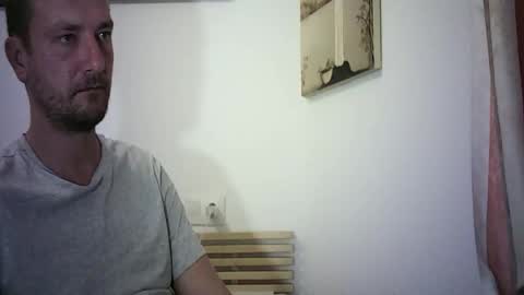 Mark online show from 12/05/25, 06:04