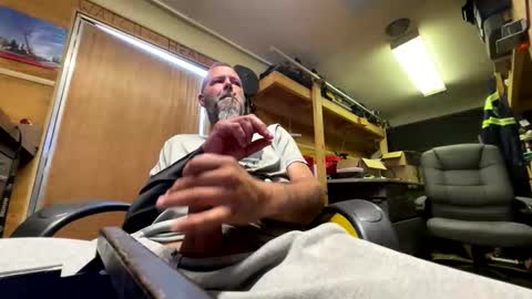 Chris online show from 05/04/26, 02:24