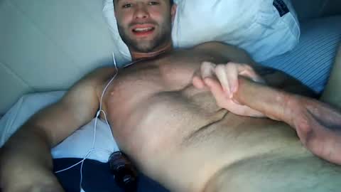 Snapshot of canadiandaddy1196 chatting on 07/08/26, 10:53 CanadianDaddy online show from 07/08/26, 10:53