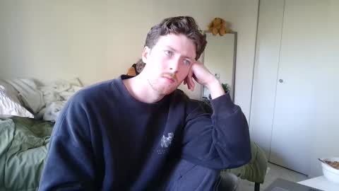 Snapshot of canadianstud18 chatting on 01/24/25, 06:14 Devon online show from 01/24/25, 06:14