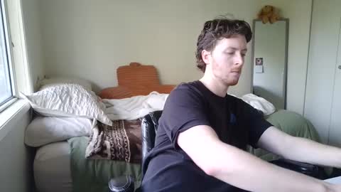 Snapshot of canadianstud18 chatting on 02/13/25, 05:33 Devon online show from 02/13/25, 05:33