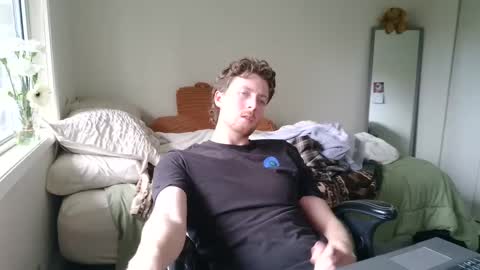 Snapshot of canadianstud18 chatting on 02/13/25, 10:22 Devon online show from 02/13/25, 10:22