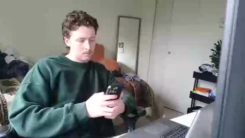 Snapshot of canadianstud18 chatting on 02/19/25, 09:25 Devon online show from 02/19/25, 09:25