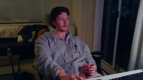 Snapshot of canadianstud18 chatting on 03/04/25, 06:04 Devon online show from 03/04/25, 06:04