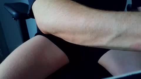 Snapshot of canadianstud18 chatting on 06/04/26, 02:06 Devon online show from 06/04/26, 02:06