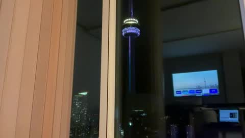 Snapshot of canadianwanderlust chatting on 05/02/26, 01:32 Canadian Couple Having Fun online show from 05/02/26, 01:32