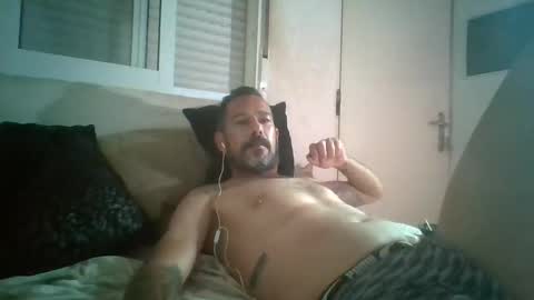 canary_braun online show from 10/22/25, 08:08