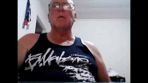 Snapshot of canberian chatting on 03/25/26, 02:06 Canberian online show from 03/25/26, 02:06