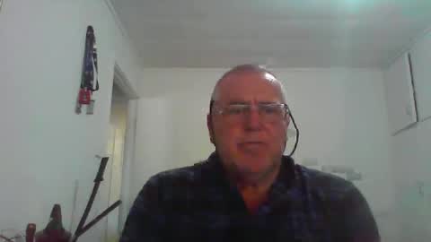 Snapshot of canberian chatting on 04/26/26, 11:35 Canberian online show from 04/26/26, 11:35