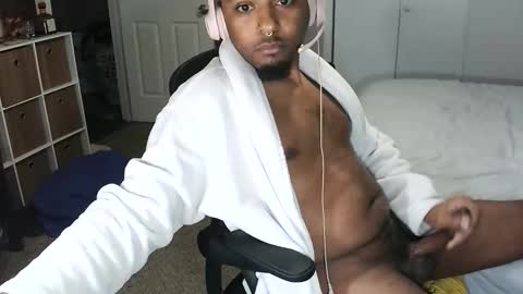 moodyblackhottie online show from 06/04/26, 06:08