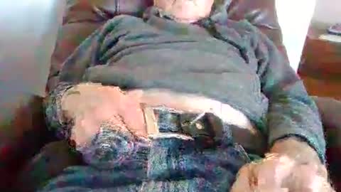 Snapshot of cancum102 chatting on 03/01/25, 07:15 cancum102 online show from 03/01/25, 07:15