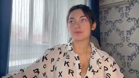 Kate online show from 11/28/25, 08:17