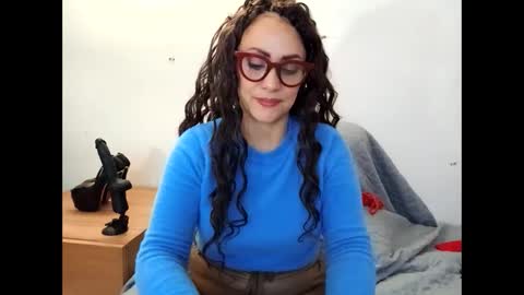 Snapshot of candela_brown chatting on 01/11/25, 07:59 candela online show from 01/11/25, 07:59