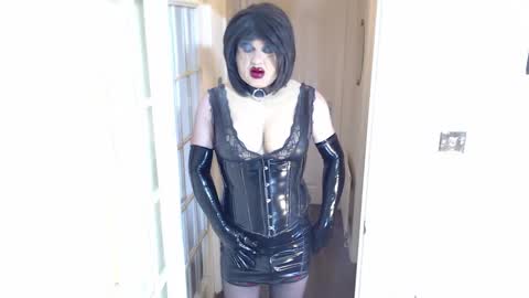 Snapshot of candi_smokes chatting on 03/18/26, 01:47 candi smokes online show from 03/18/26, 01:47