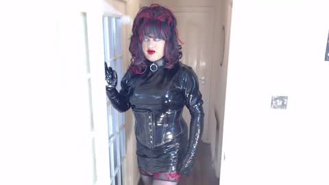 Snapshot of candi_smokes chatting on 04/06/26, 01:34 candi smokes online show from 04/06/26, 01:34
