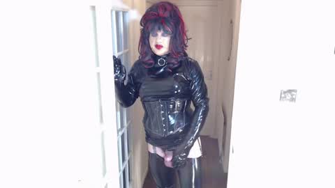 Snapshot of candi_smokes chatting on 04/09/26, 01:05 candi smokes online show from 04/09/26, 01:05