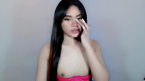 Snapshot of candicebelove1 chatting on 12/13/24, 11:17 candicebelove1 online show from 12/13/24, 11:17