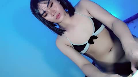 Snapshot of candicebelove1 chatting on 01/04/25, 05:05 candicebelove1 online show from 01/04/25, 05:05