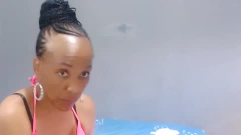 Snapshot of candidlily chatting on 01/31/25, 11:35 Candidlily online show from 01/31/25, 11:35