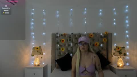 Candie  online show from 03/06/25, 11:36