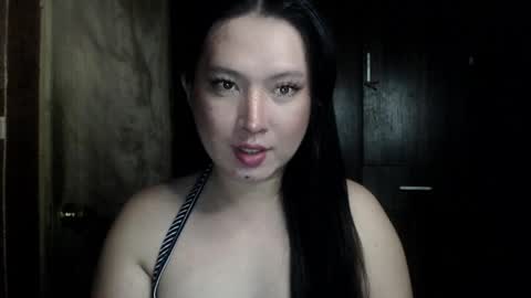 Snapshot of candiiice18 chatting on 11/09/25, 06:17 candiiice18 online show from 11/09/25, 06:17