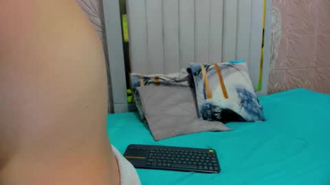 Snapshot of candise_oconnor chatting on 11/04/25, 08:41 candise online show from 11/04/25, 08:41